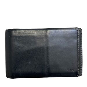 Bellroy organizer wallet